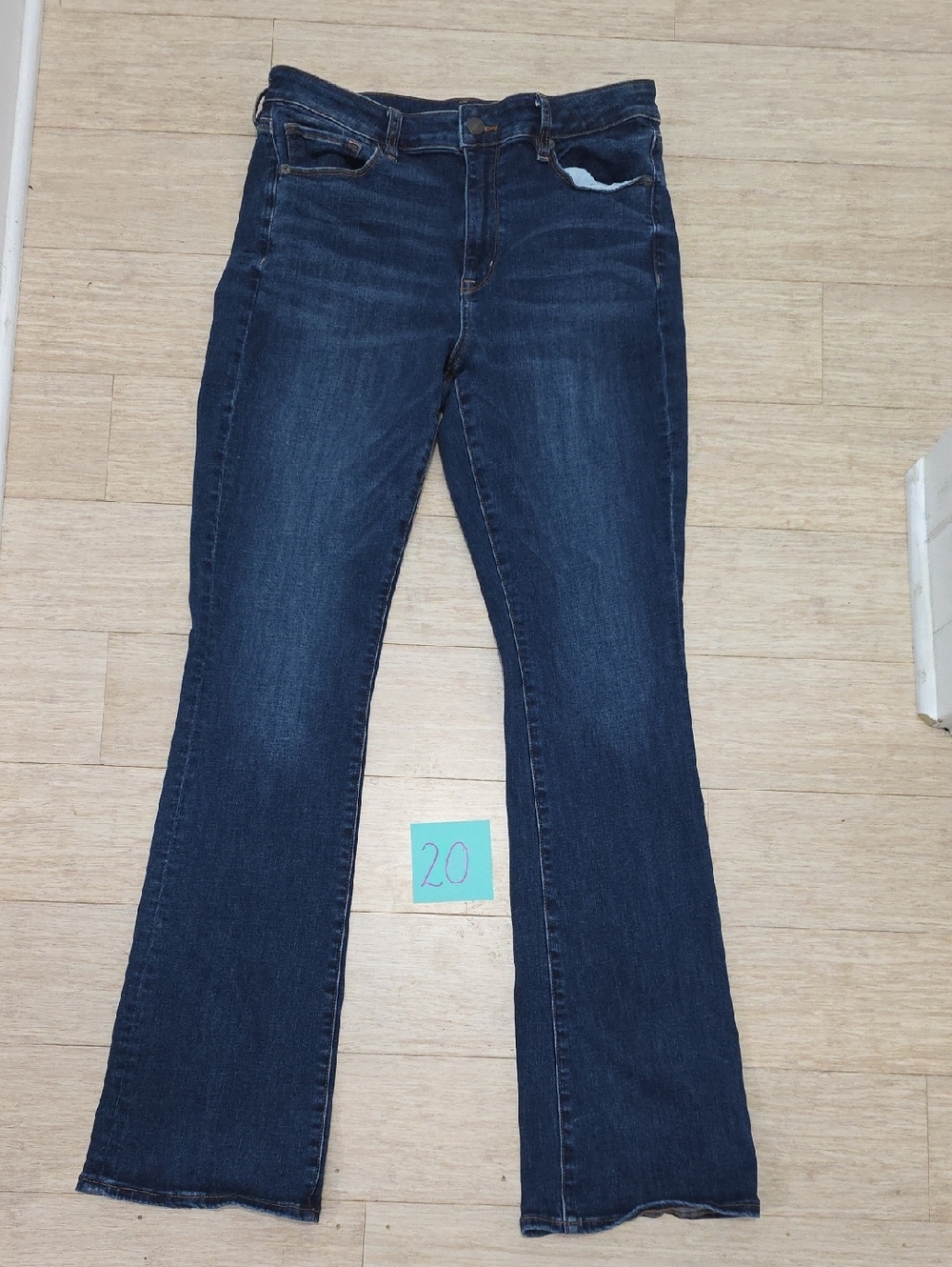American Eagle Outfitters High-Rise Skinny Kick Jeans